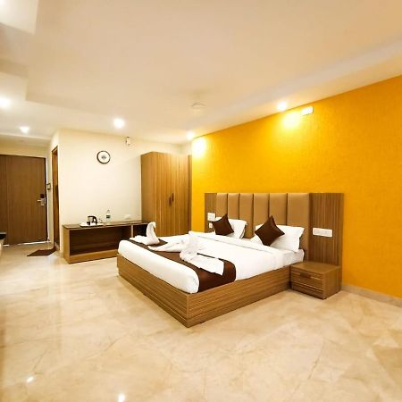 Hotel Maitri Maisur Dış mekan fotoğraf